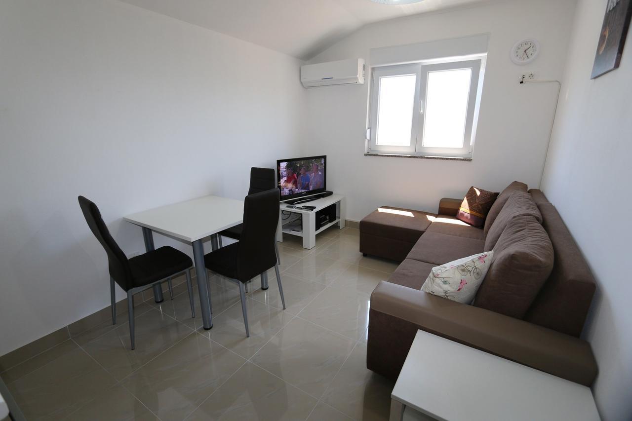 Apartments Saramandic Šilo Dış mekan fotoğraf